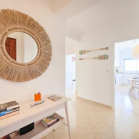 Vieira House - Spacious 3 Bedroom With Sea View