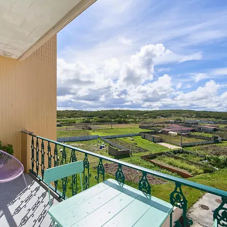 Vieira House With Sea View Apartmán *