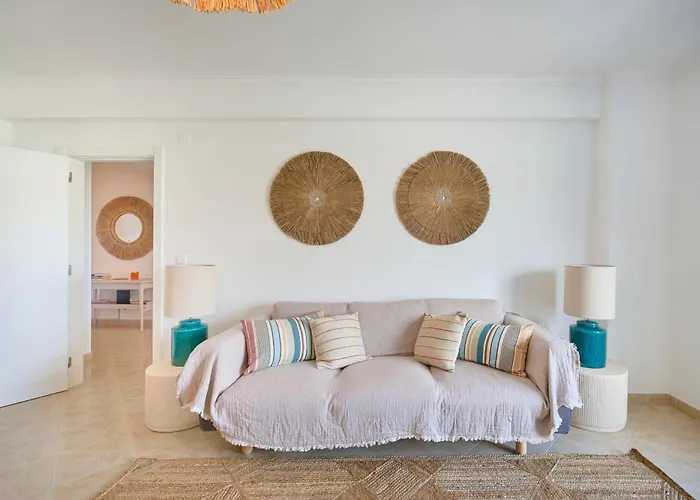 Vieira House With Sea View Apartment